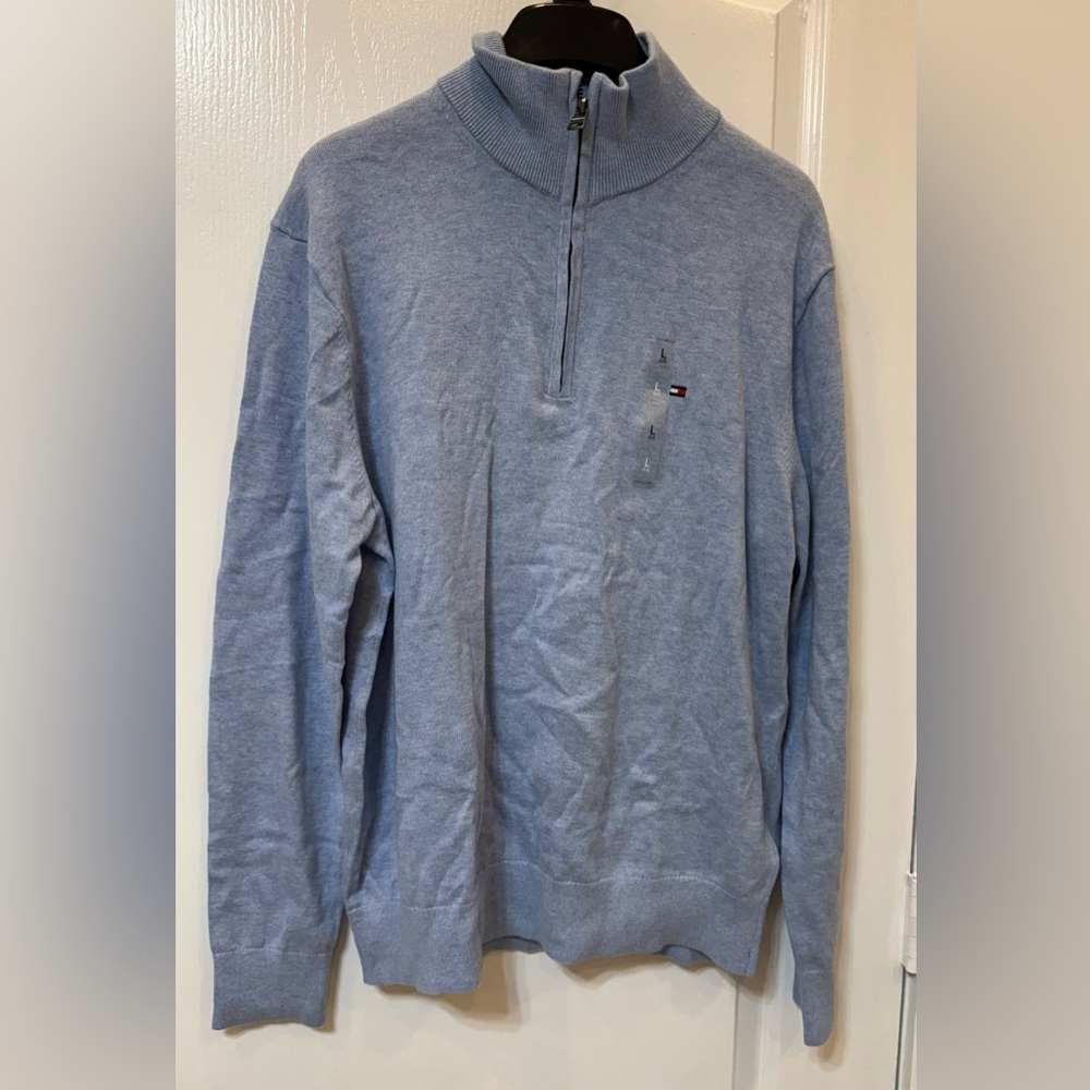 Tommy Hilfiger Solid Logo Quarter Zipper Sweater Men size: Large run Medium - Picture 3 of 6